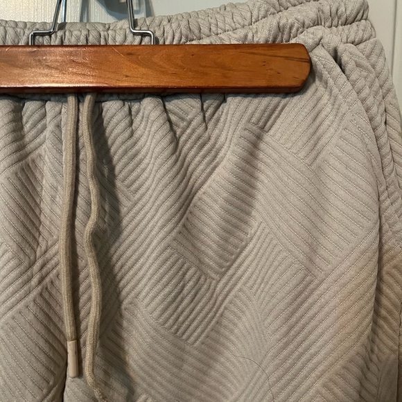 Matching Sweatshirt Set - Picture 7 of 8